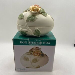 Egg-shaped Porcelain Trinket Box